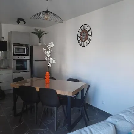Maison Leucatine - Classee 4 Etoiles ! Bbq & Terrasse Privee - Climarisation & Parking Prive - Sejour Proche Et Ideal Famille - Speciale - *