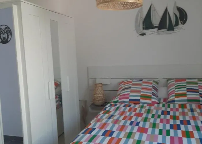 La Leucatine Classee 4 Etoiles, 2 ,1 Canape Convertible Dans Le Salon Et 2 Salles D'eau