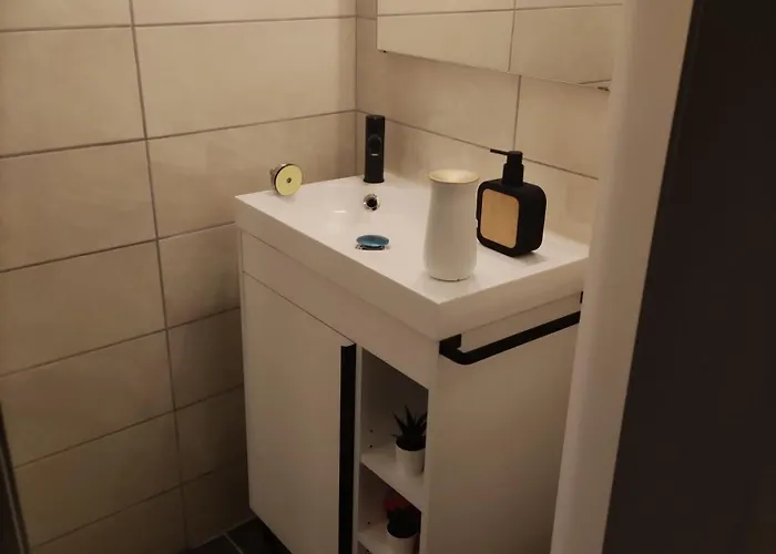 La Leucatine Classee 4 Etoiles, 2 ,1 Canape Convertible Dans Le Salon Et 2 Salles D'eau